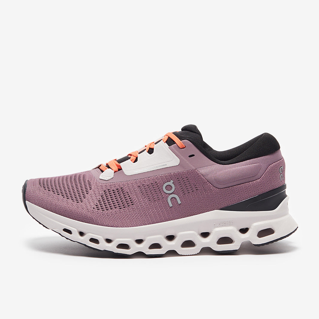 On Womens Cloudstratus 3