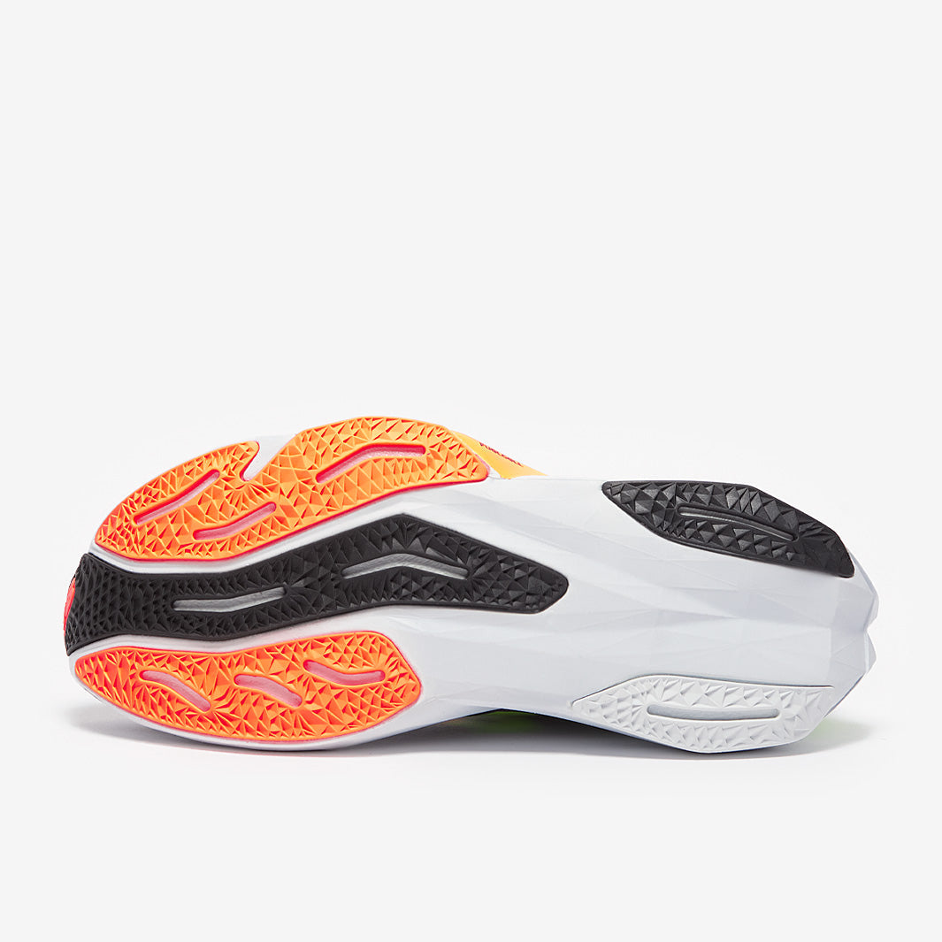 New Balance FuelCell Rebel v4