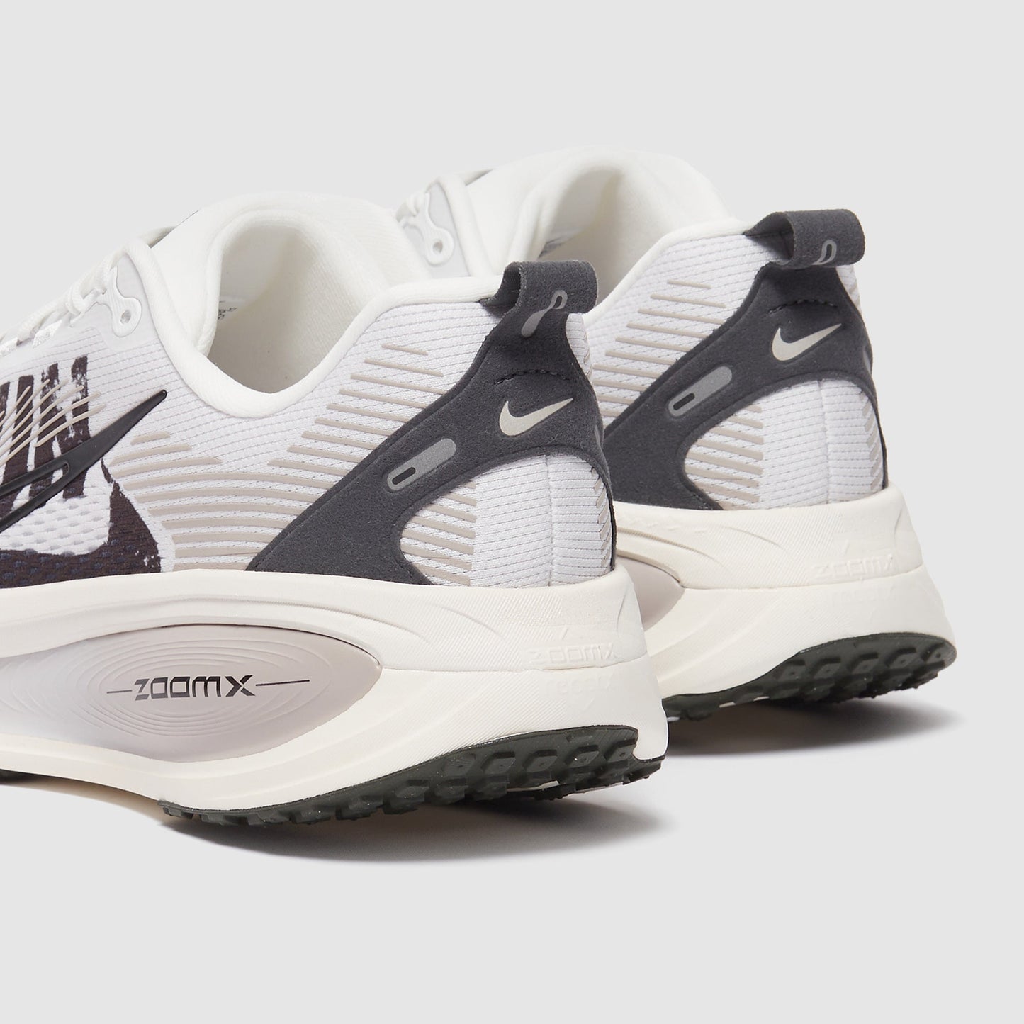 Nike Vomero 18