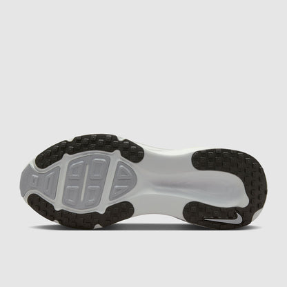 Nike Vomero 18