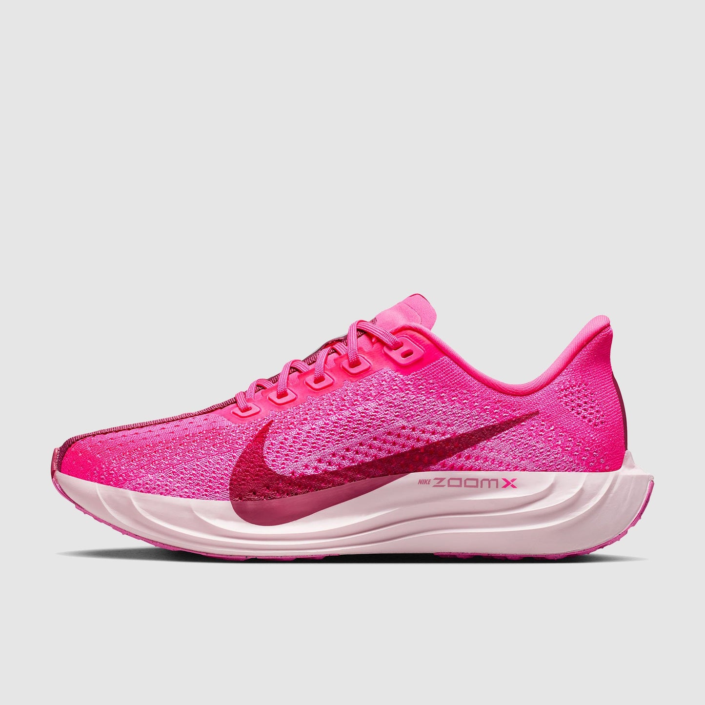 Nike Womens Pegasus Plus