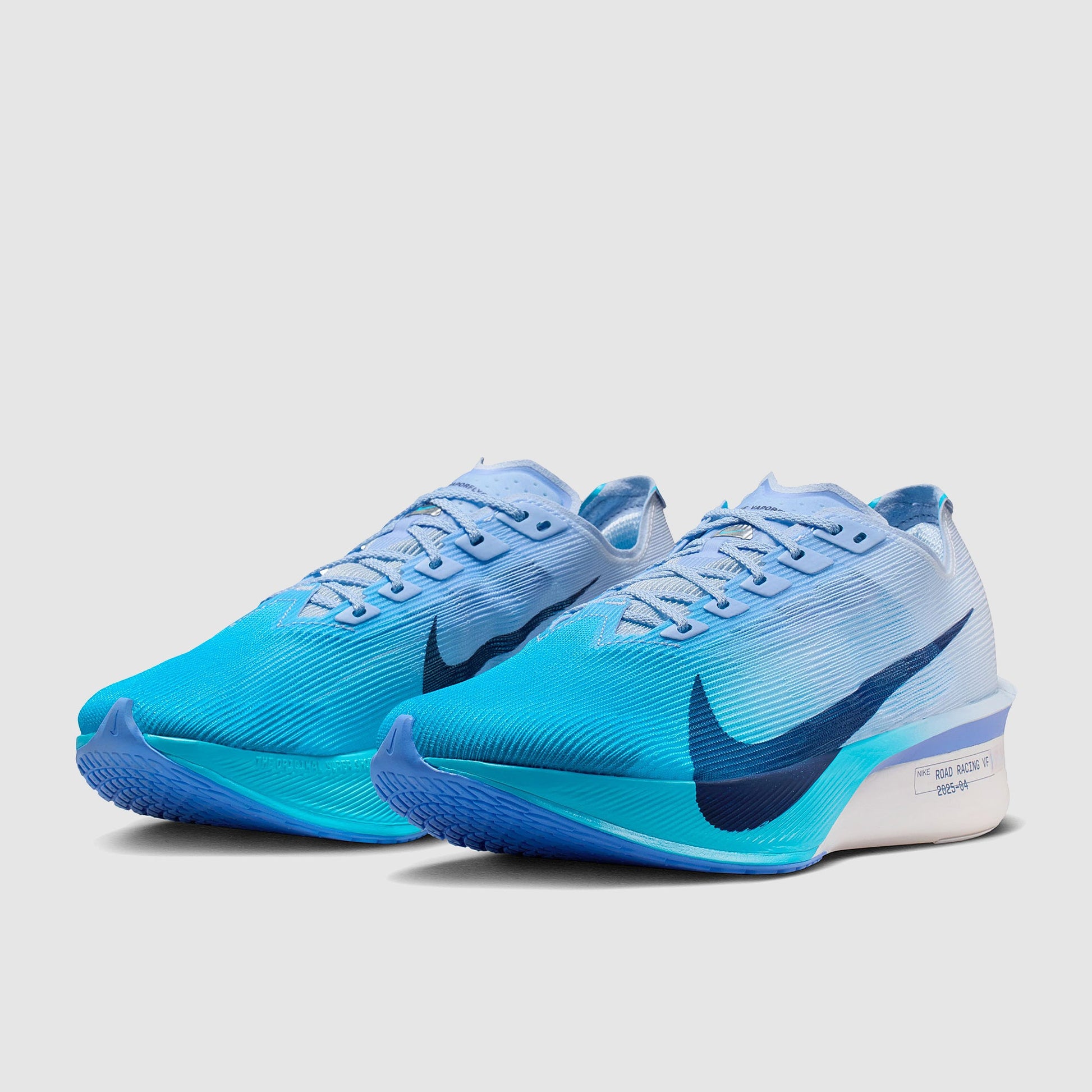 Nike Womens ZoomX Vaporfly Next% 4