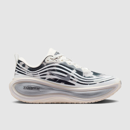 Nike Womens Vomero Plus