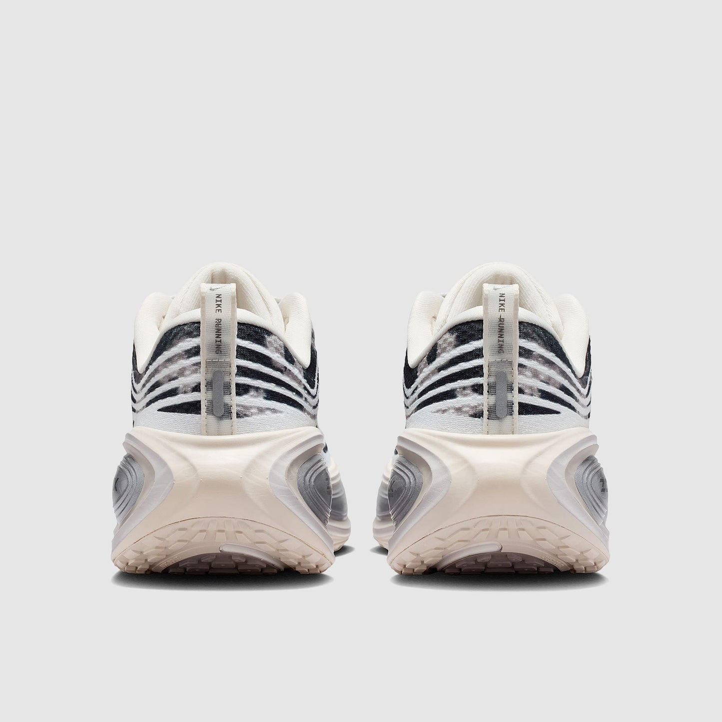 Nike Womens Vomero Plus