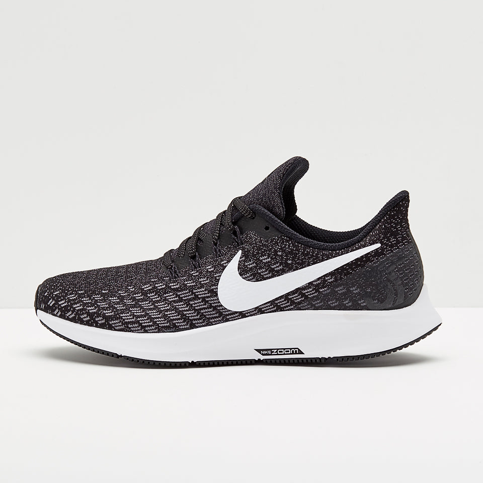 Nike Womens Pegasus 35