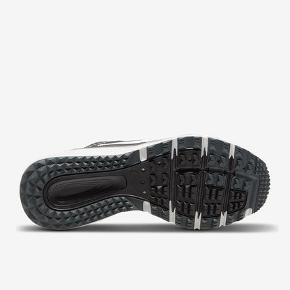 Nike Womens Juniper Trail - Black/White-Dk Smoke Grey
