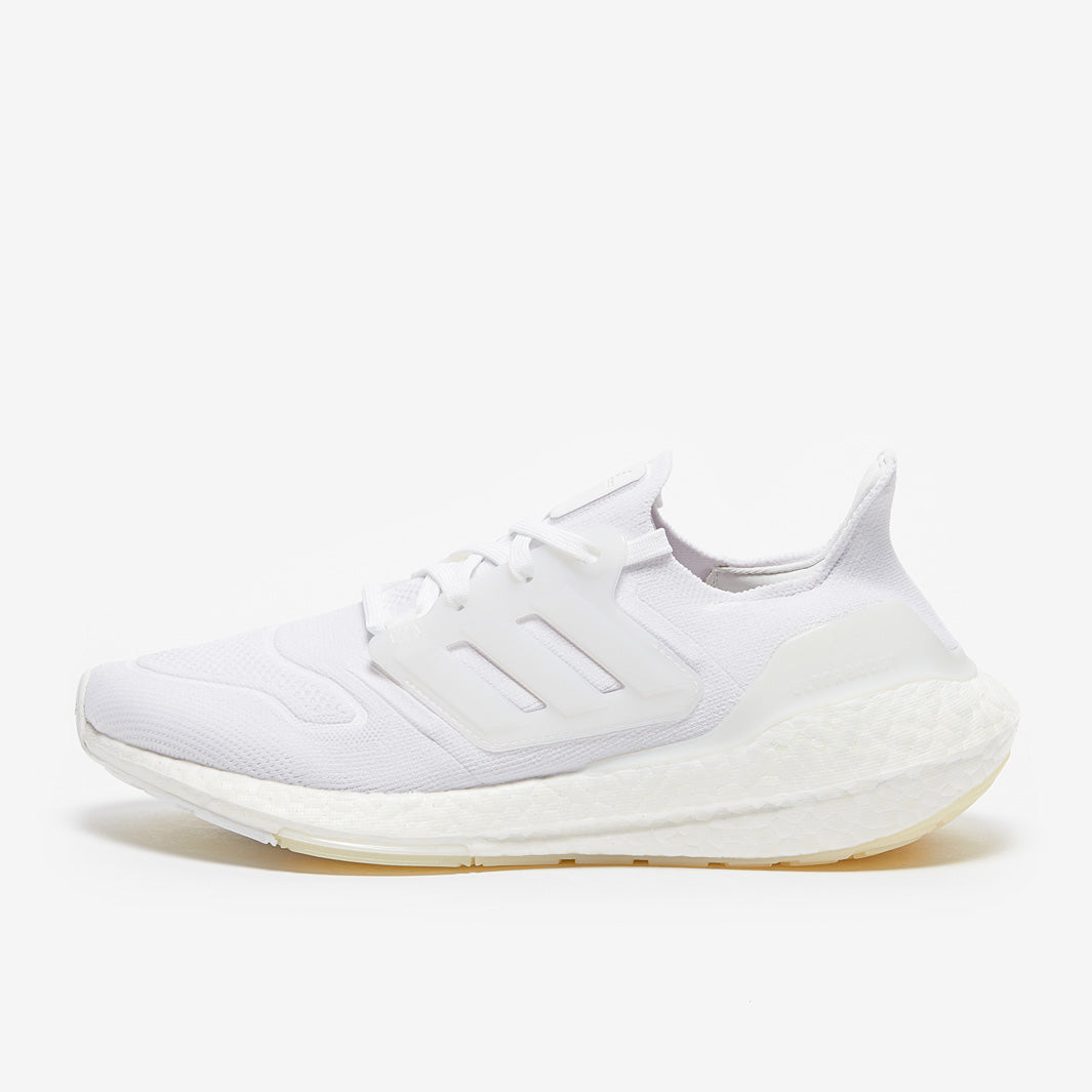 adidas Ultraboost 22