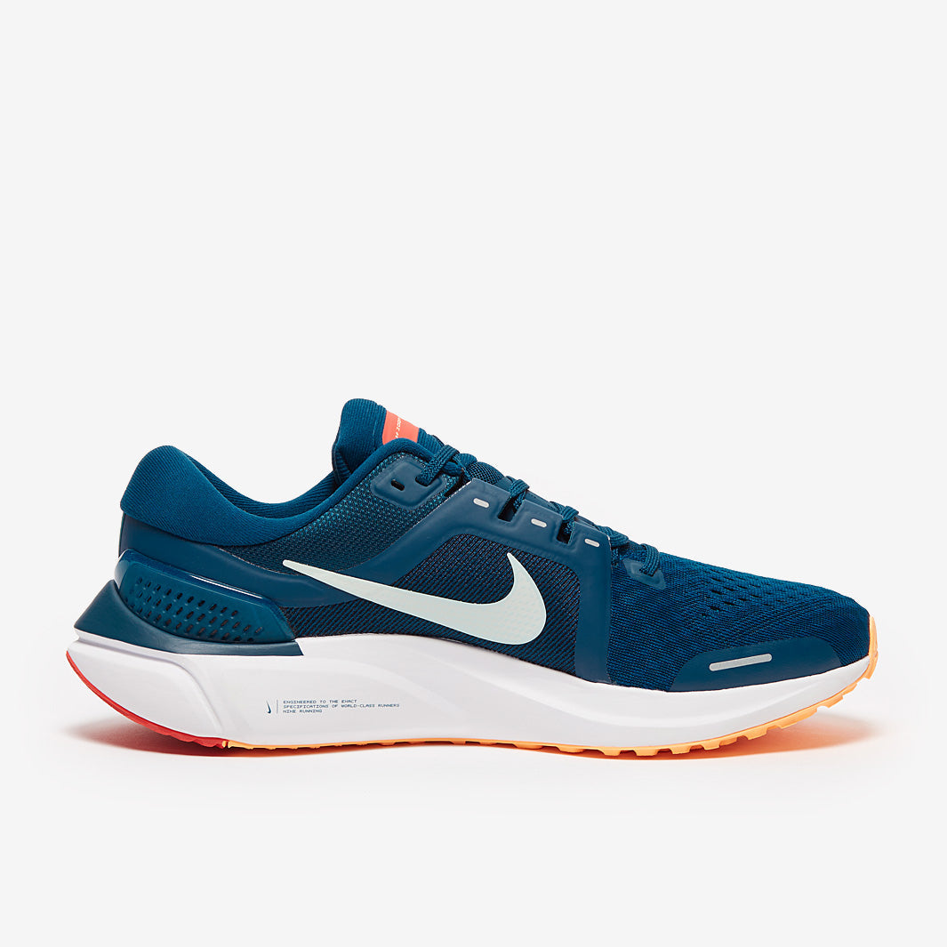 Nike Air Zoom Vomero 16