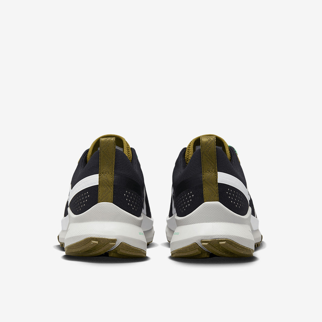 Nike React Pegasus Trail 4 - Black/White-Olive Flak