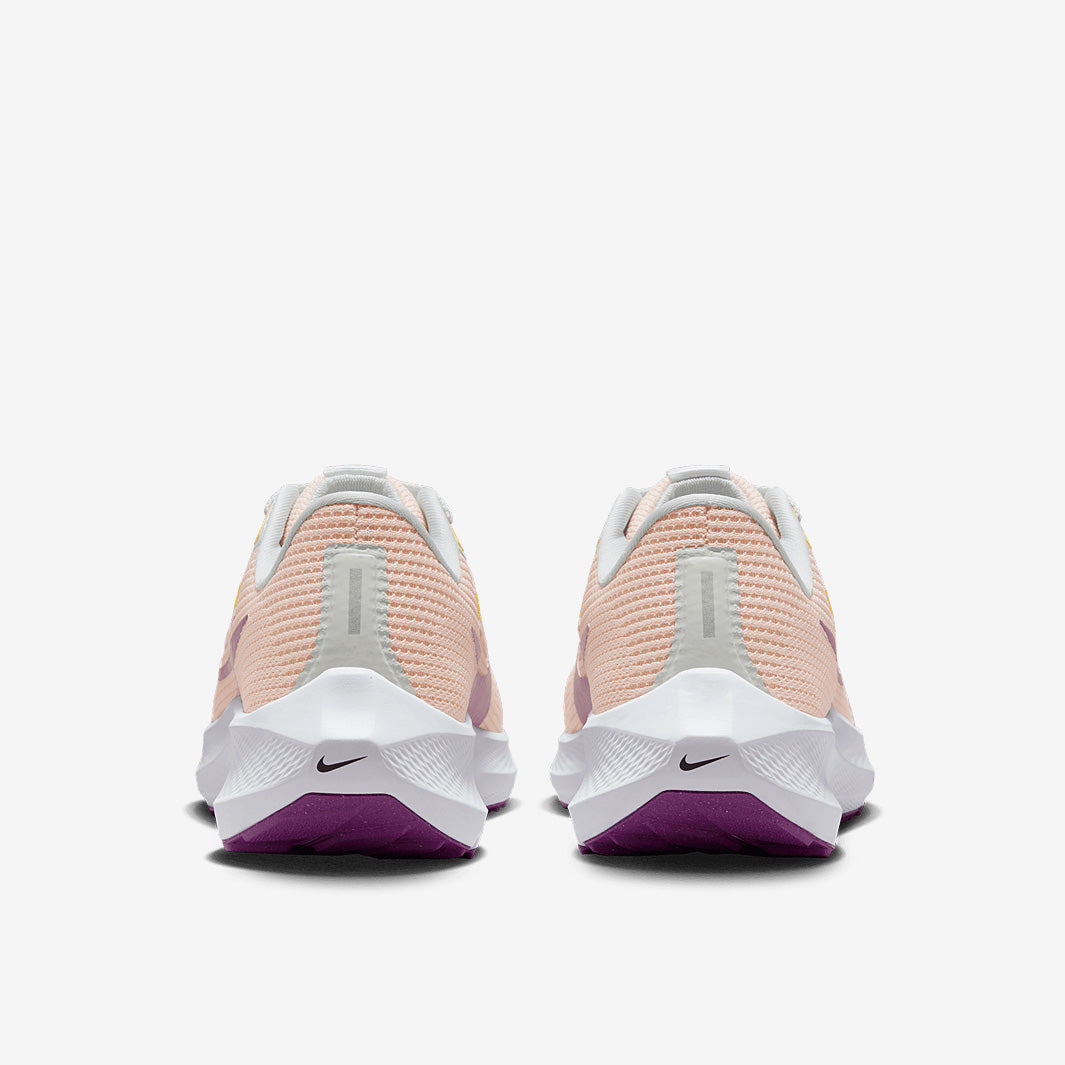 Nike Womens Pegasus 40