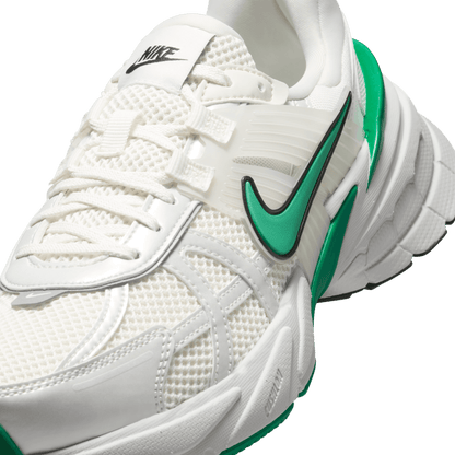Women's Nike V2K Run "Pale Ivory Black Stadium Green"