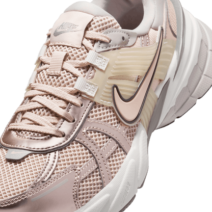 Women's Nike V2K Run "Particle Beige"