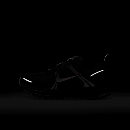 Big Kids' Nike Vomero 5 "Black Pink Blast"