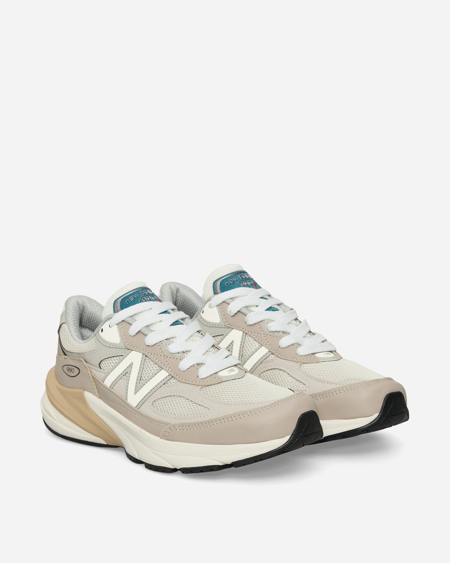 Made in USA 990v6 Sneakers Light Mushroom / Moonrock