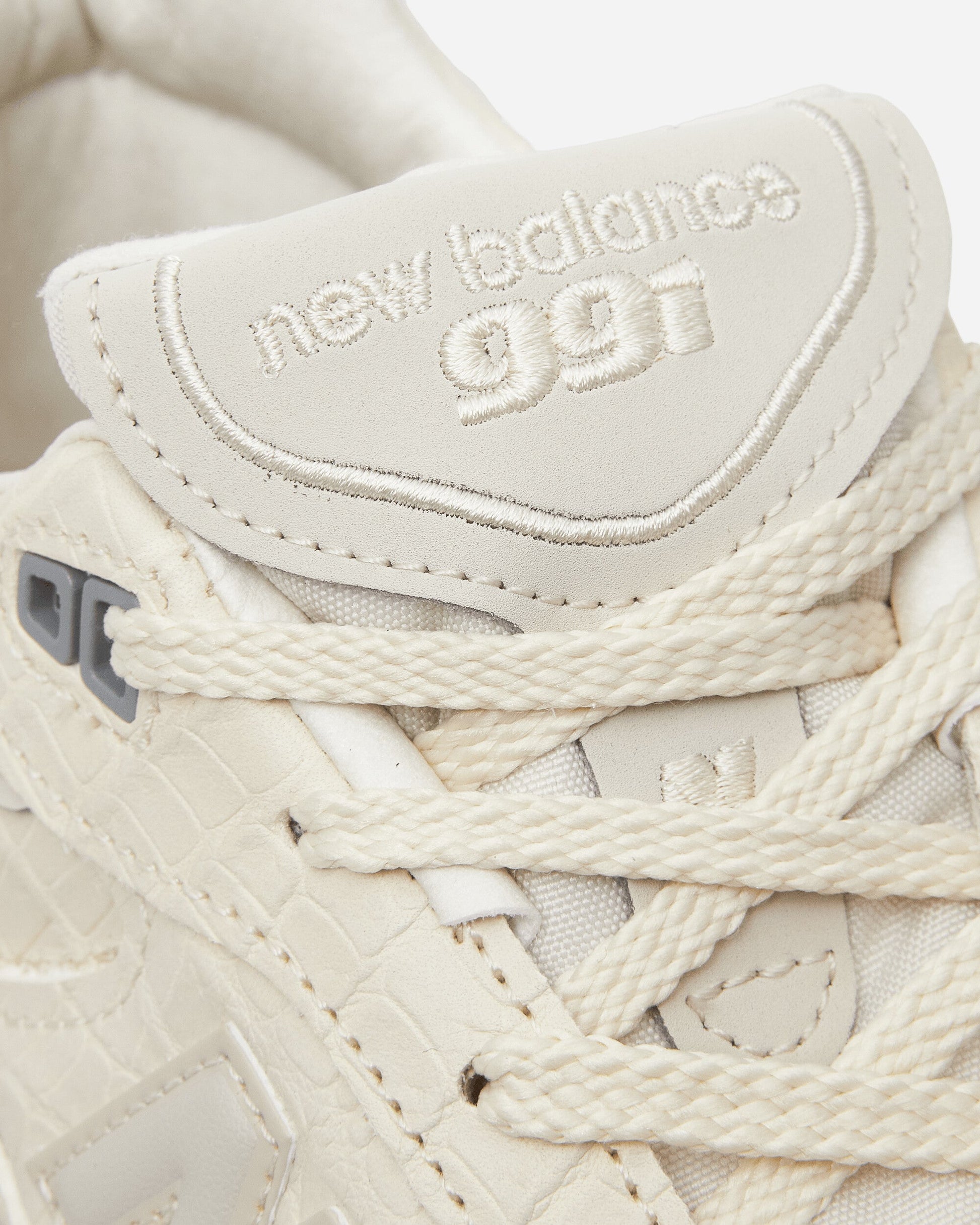 Women's Made in UK 991v1 Sneakers Pistachio Shell