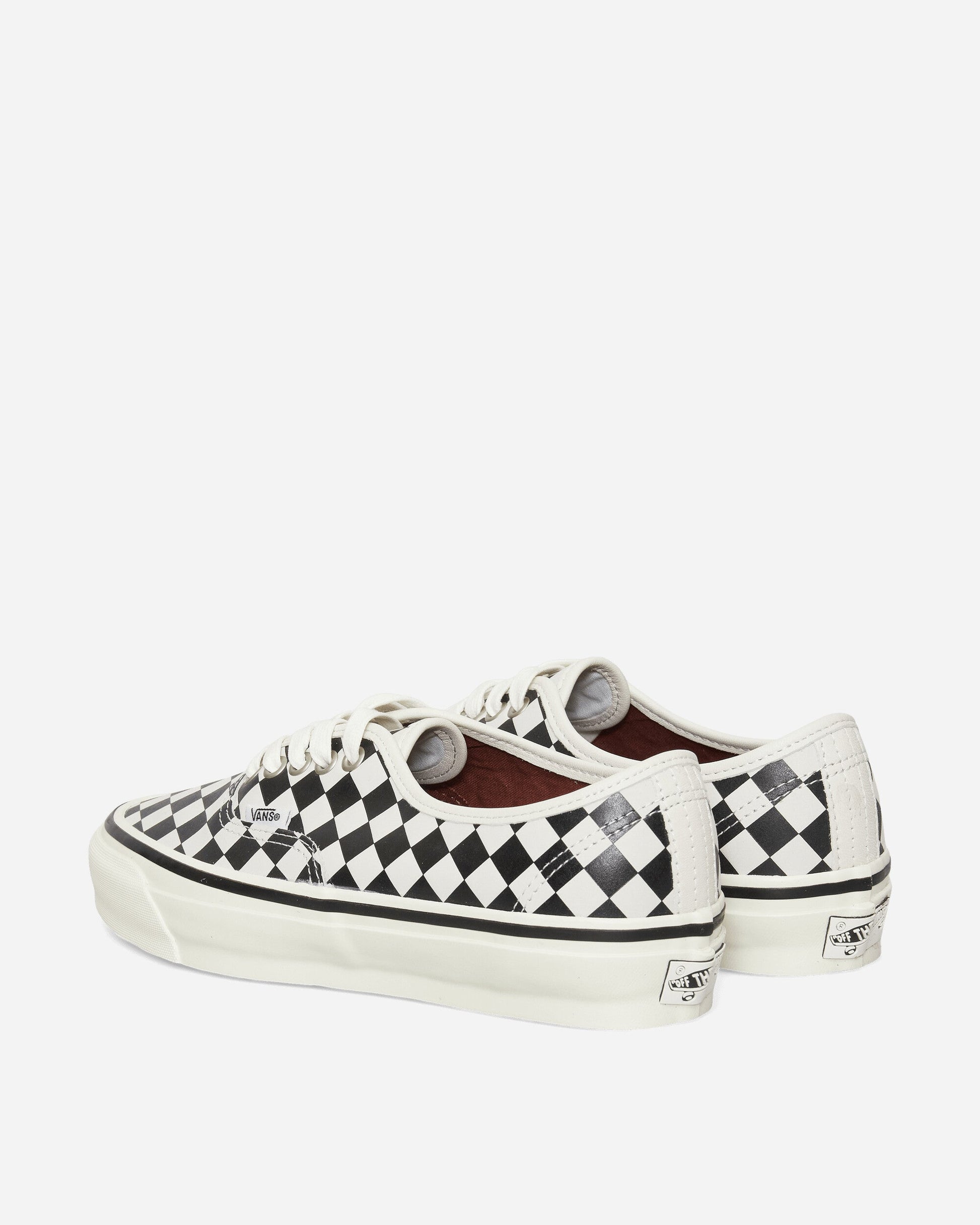 Authentic 44 Diamond Check Sneakers Black / White