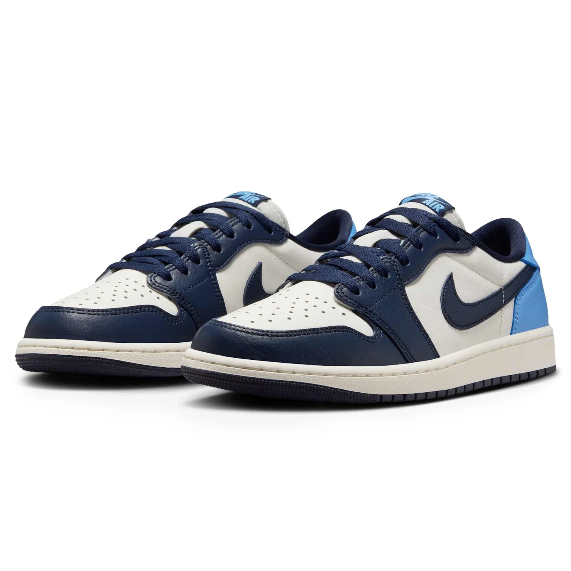 Air Jordan 1 Low OG Obsidian UNC