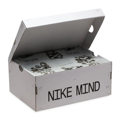 Nike Mind 001 Pregame Solar Red Mules (W)